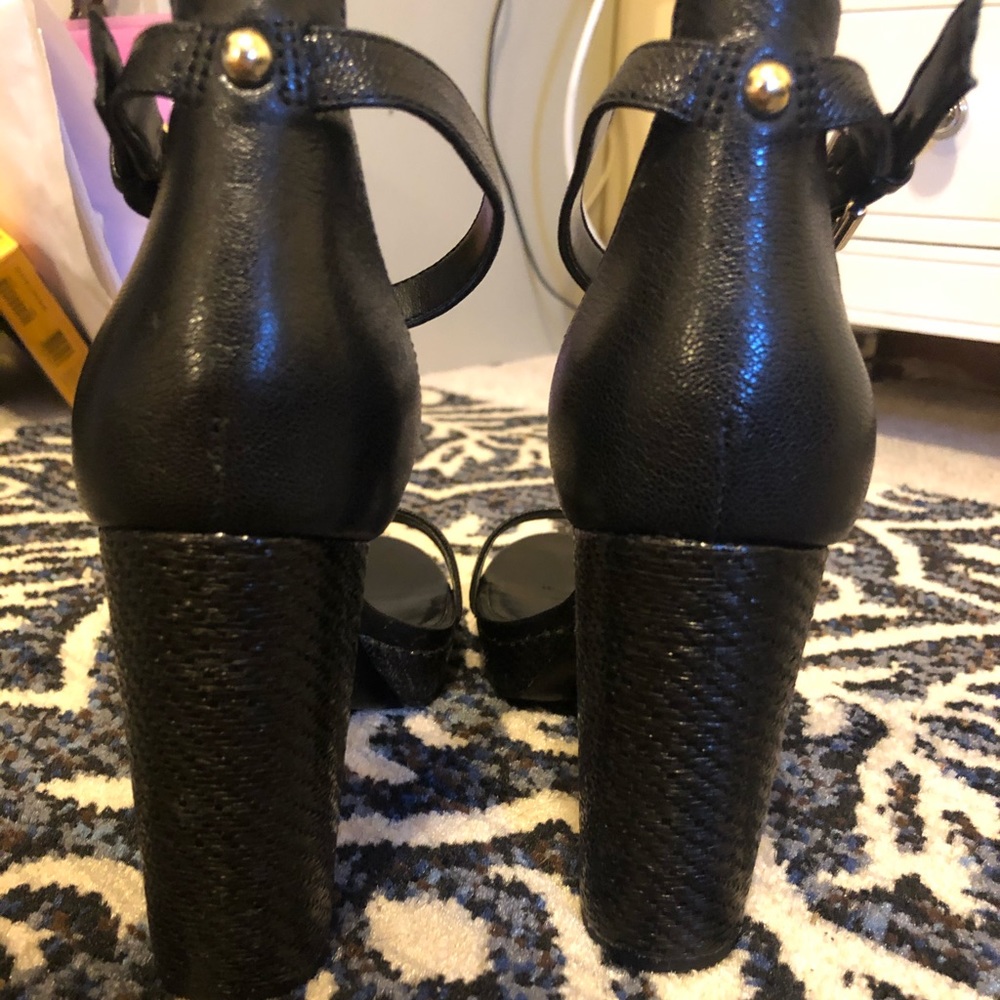 platform heels - Picture 3 of 3